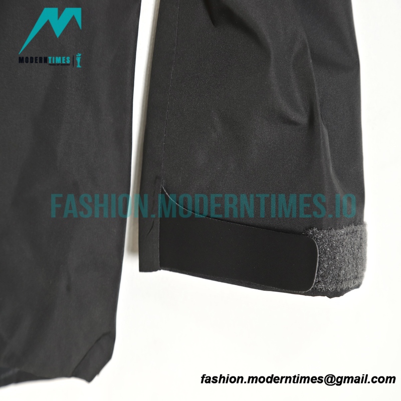 Arc Teryx - Palace Co-branded Collision Color Jackets