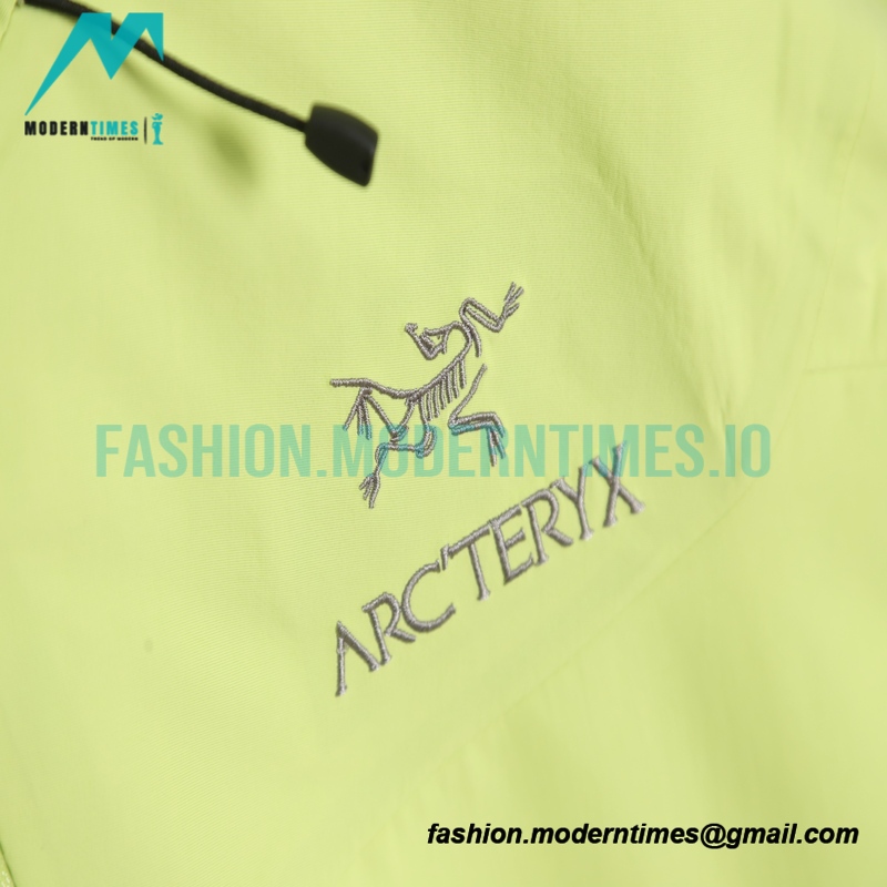 Arc Teryx - Alpha SV Outdoor Hardshell Jackets