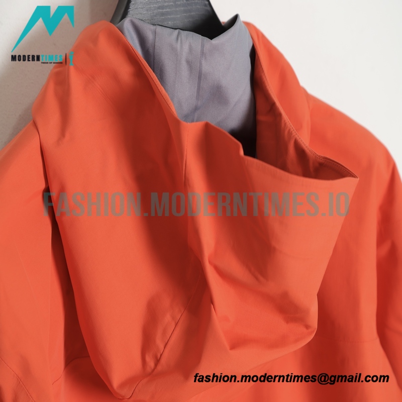 Arc Teryx - Alpha SV Outdoor Hardshell Jackets