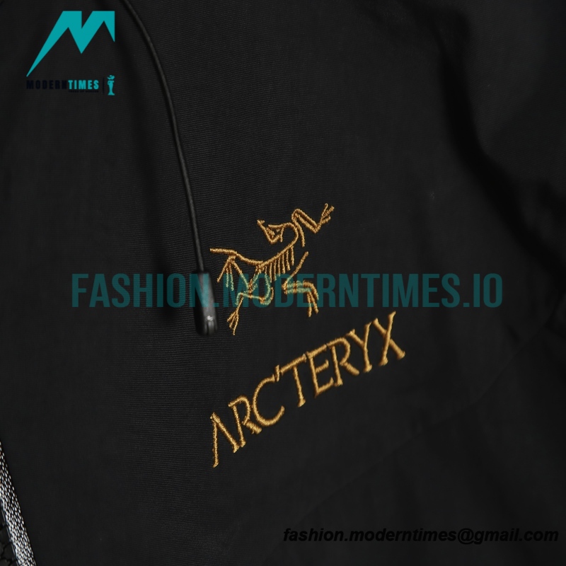 Arc Teryx - Alpha SV Outdoor Hardshell Jackets