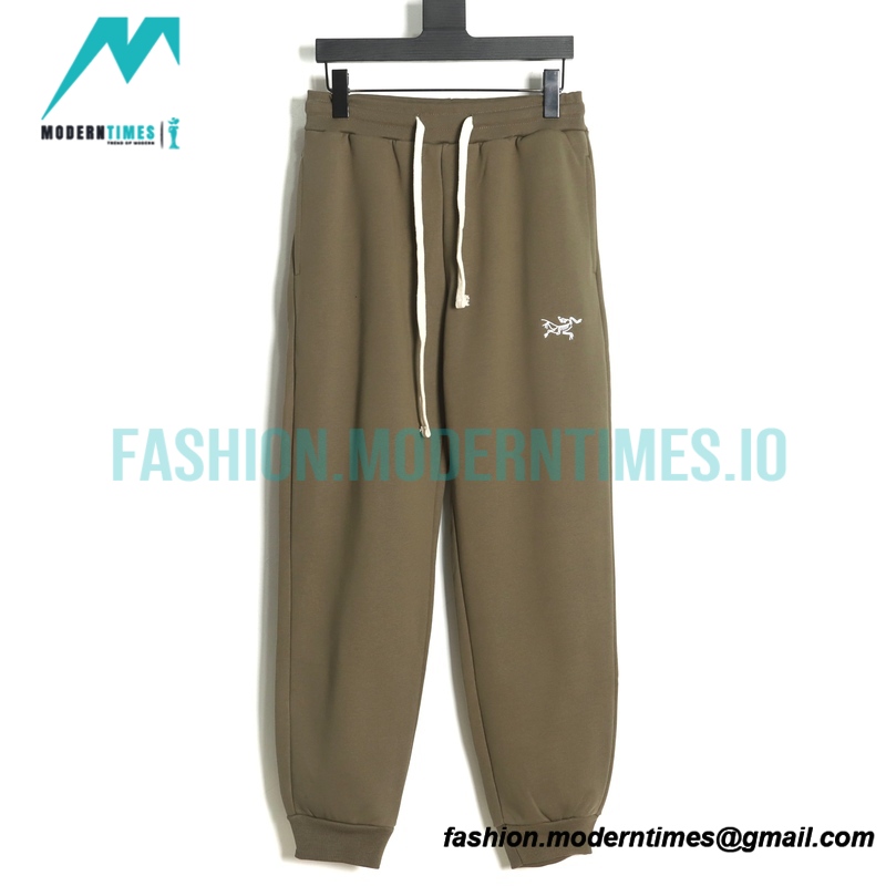 Arc Teryx - Embroidered Logo Sweatpants