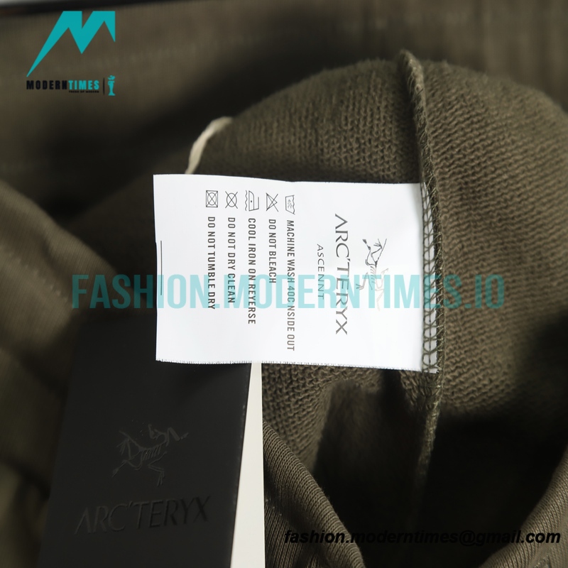 Arc Teryx - Embroidered Logo Sweatpants