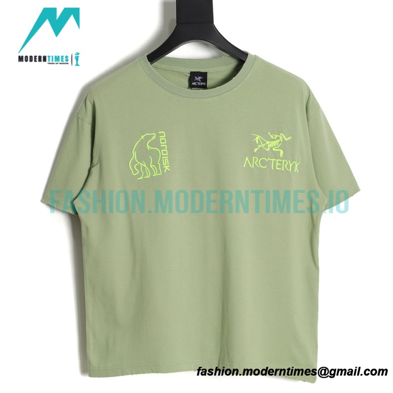 Arc Teryx - Washed embroidered polar bear short sleeve