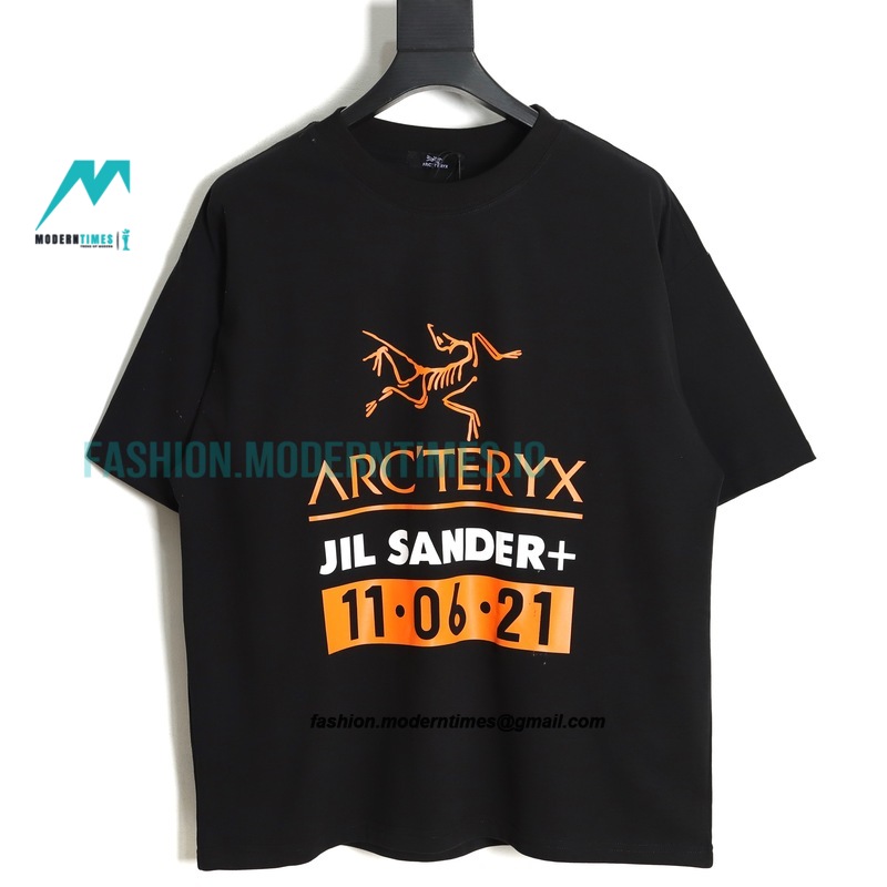 Arc Teryx - Jill Sander Co-branded Orange 110621 Printed Short Sleeves