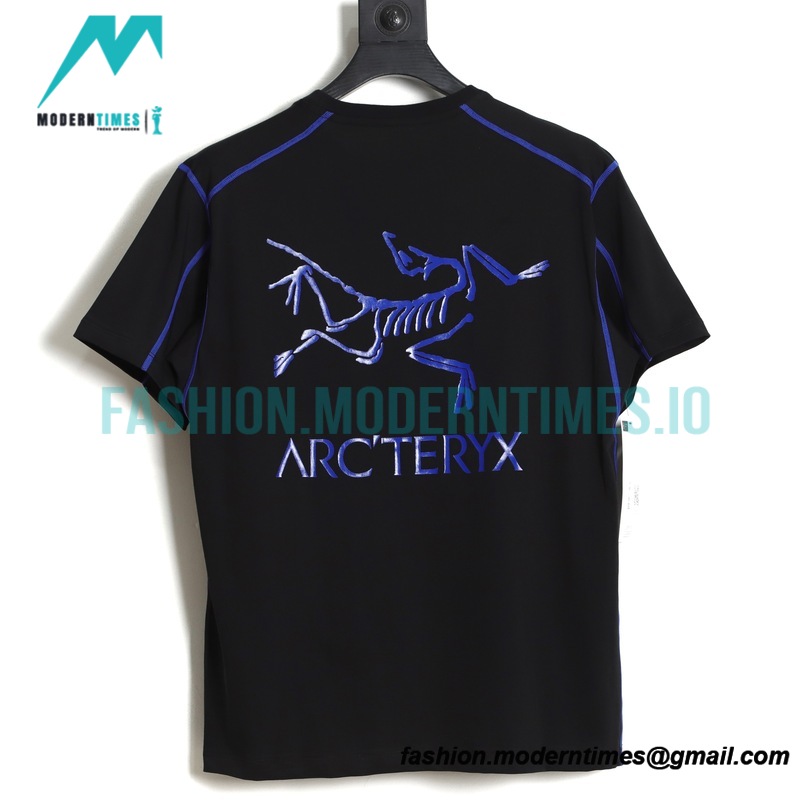 Arc Teryx - Short Sleeve T-shirt With Plain Line And Color Matching