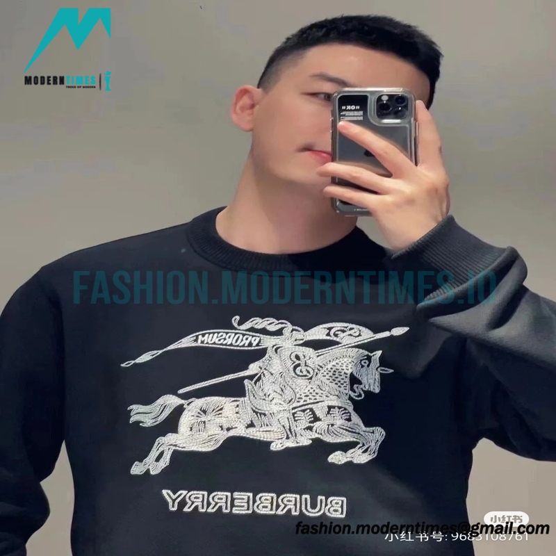 Burberry - 23ss Embroidered Three-dimensional Warhorse Hoodie