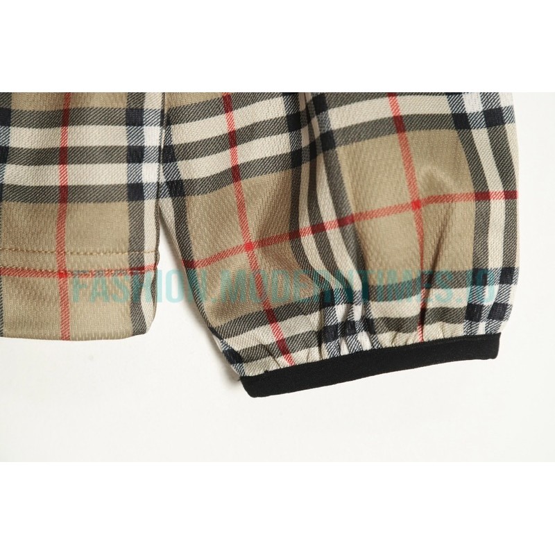 Burberry - Functional Plaid Stand Collar Thin Coat