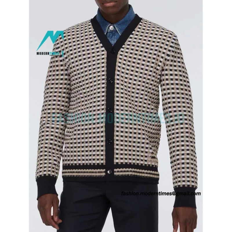 Burberry - 23FW Black And White Plaid V-neck Knit Sweater Cardigan