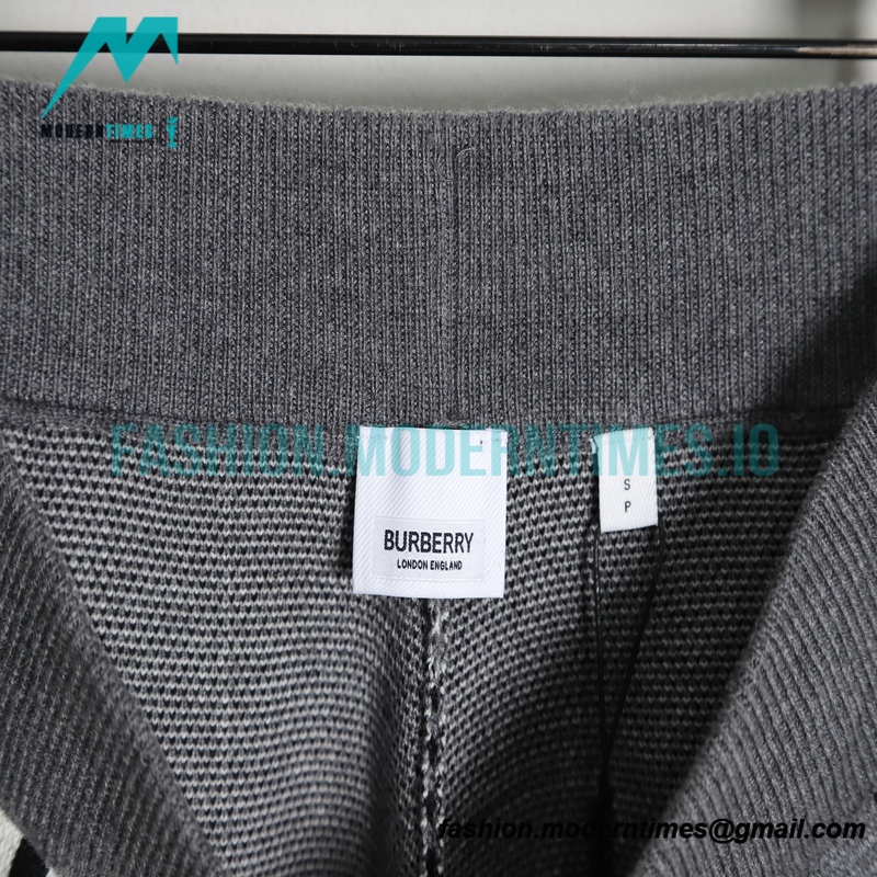 Burberry - 23SS Grey Striped Knit Wool Shorts Pants
