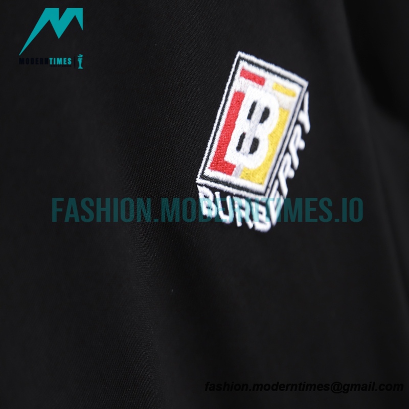 Burberry - 23SS Stereoscopic Geometric Embroidered Short-sleeved T-shirt