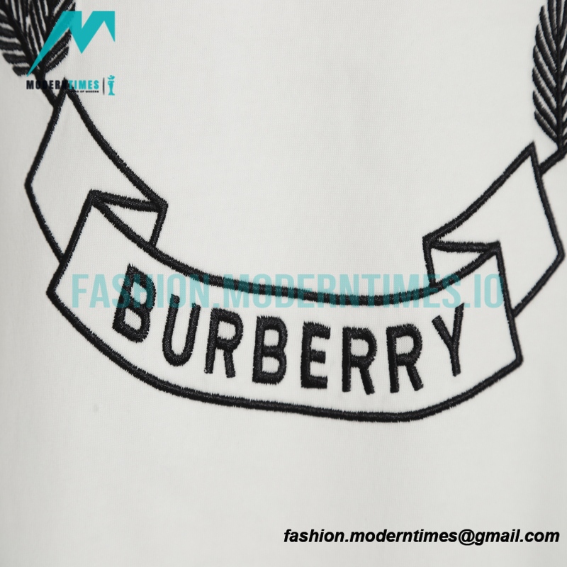 Burberry - 23SS Leaf heraldry 3-dimensional embroidered short-sleeved T-shirt