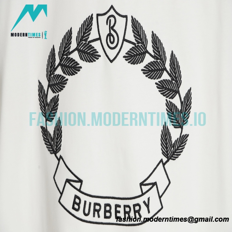Burberry - 23SS Leaf heraldry 3-dimensional embroidered short-sleeved T-shirt