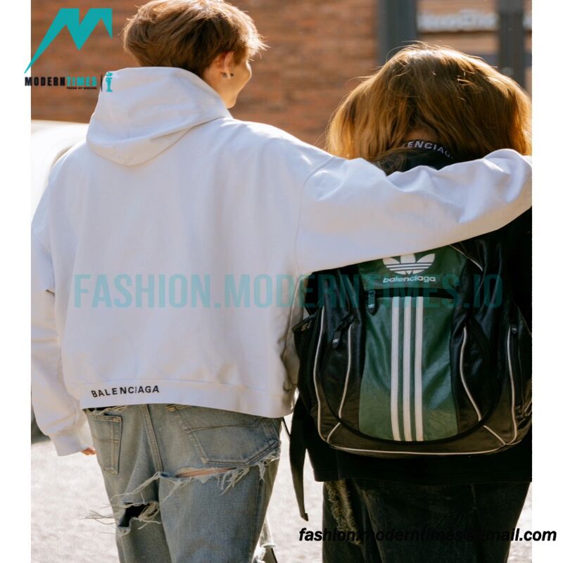 Balenciaga - 23FW Valentine's Day Love Hoodie