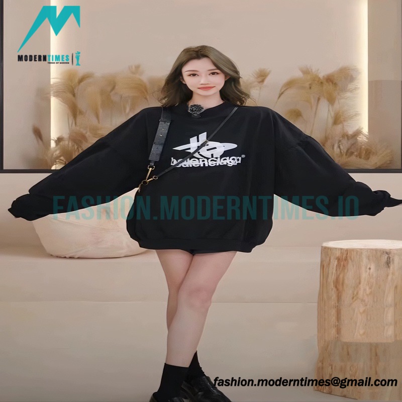 Balenciaga - 23FW Overlapping Letter Logo Round Neck Hoodie