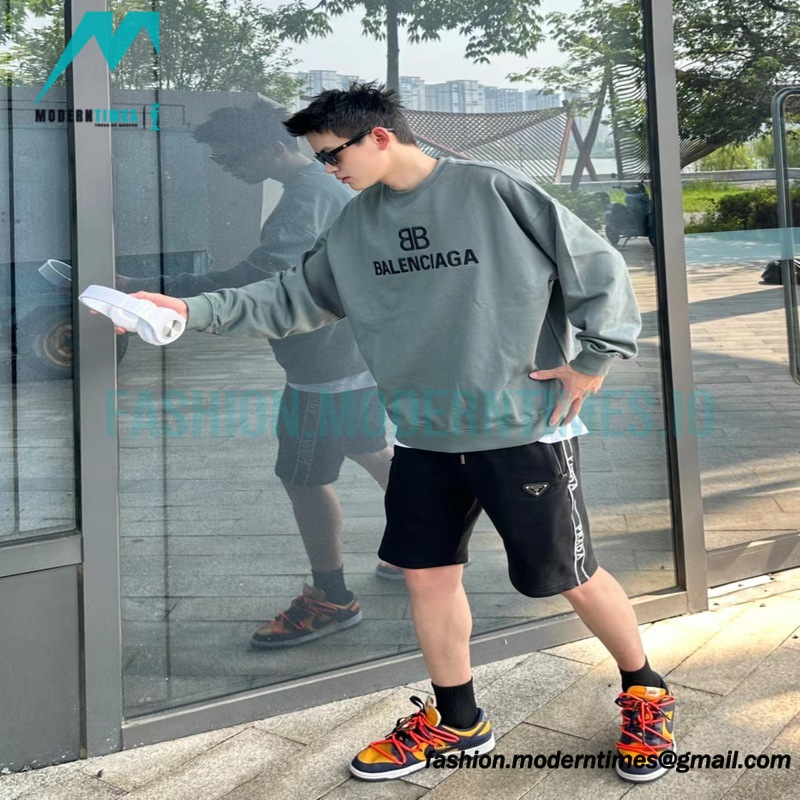 Balenciaga - 23Fw Double B Logo Three-dimensional Embroidered Round Neck Hoodie