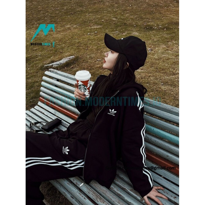 Balenciaga - Adidas 23FW Cloverleaf Co-branded Hooded Coat