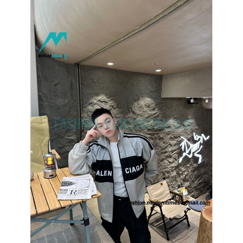 Balenciaga - Stitching Letter-printed Jacket 