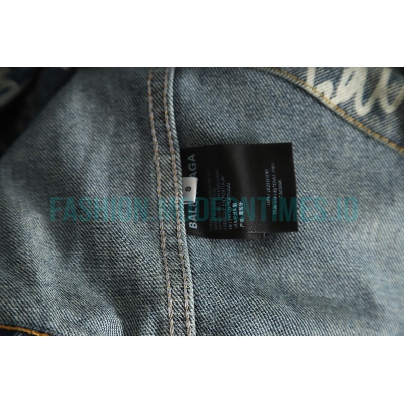 Balenciaga - 23SS Signature Denim Jacket Covered In Graffiti