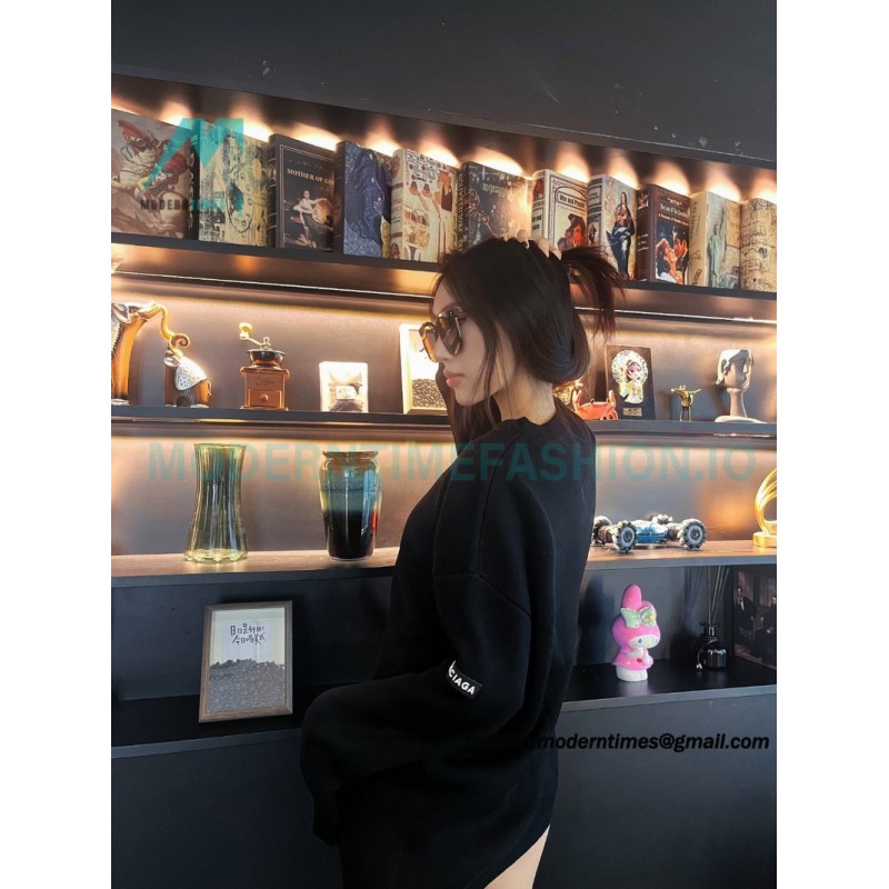Balenciaga - 23FW Cashmere Blend Armband Crewneck Sweater