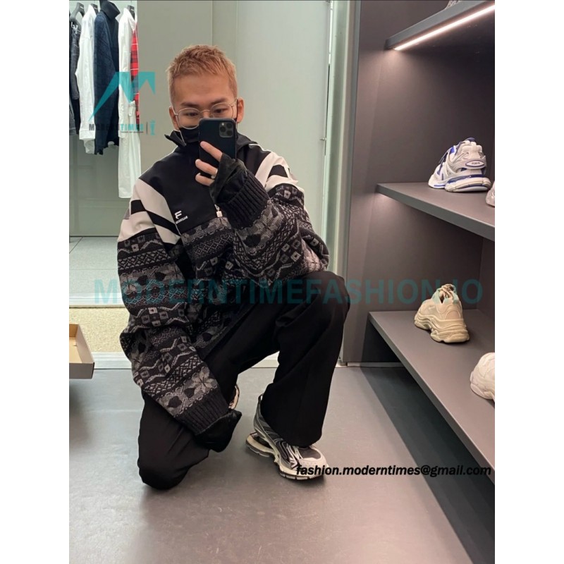 Balenciaga - 23FW Wool Blend Patchwork Hardshell Sweater