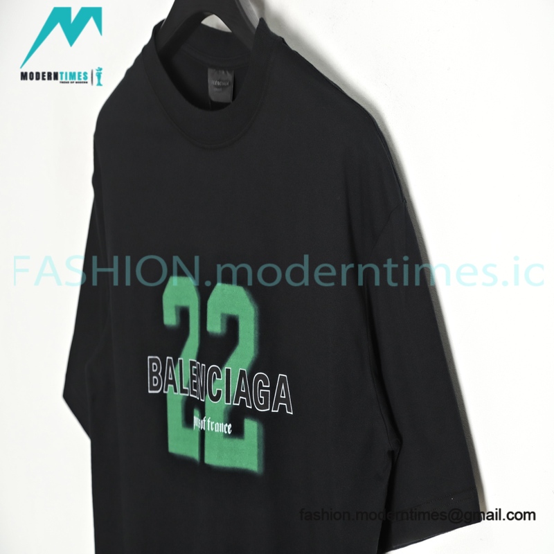 Balenciaga - Corri Digital N0. 22 Short T-shirt