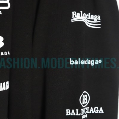 Balenciaga - Long-sleeved T-shirts Covered In Classic Logos