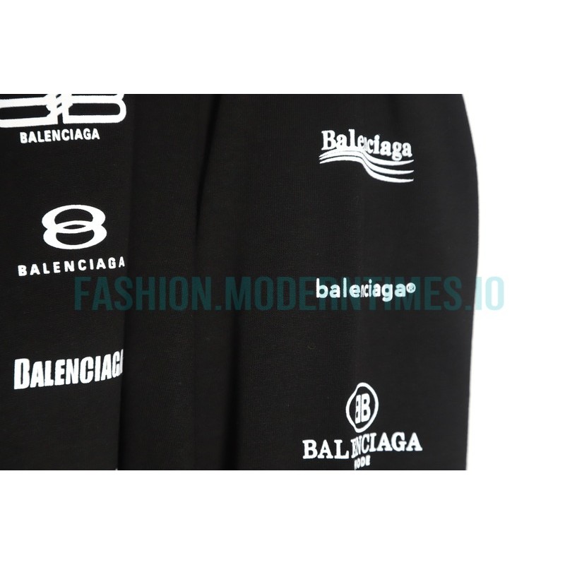 Balenciaga - Long-sleeved T-shirts Covered In Classic Logos