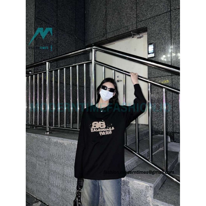 Balenciaga - Graffiti Double B Print Long Sleeve T-shirt