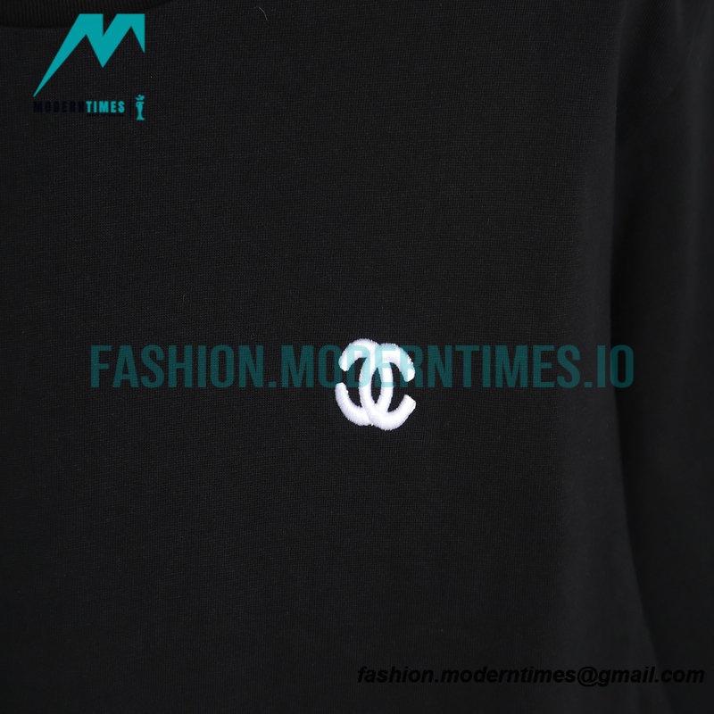 Chanel - 21ss Small Embroidered Short Sleeve T-shirt