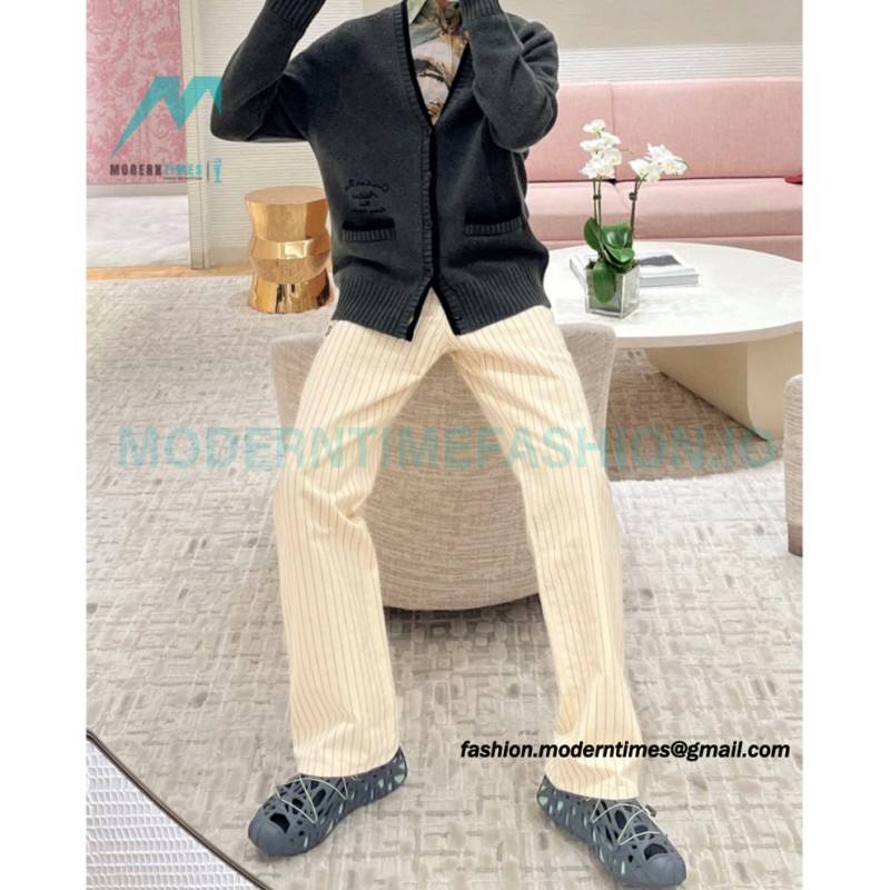 Dior - 23 New Arc Letter Embroidered Sweater Cardigan