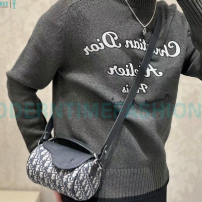 Dior - 23Fw Embroidered Signature Letter Knit Sweater