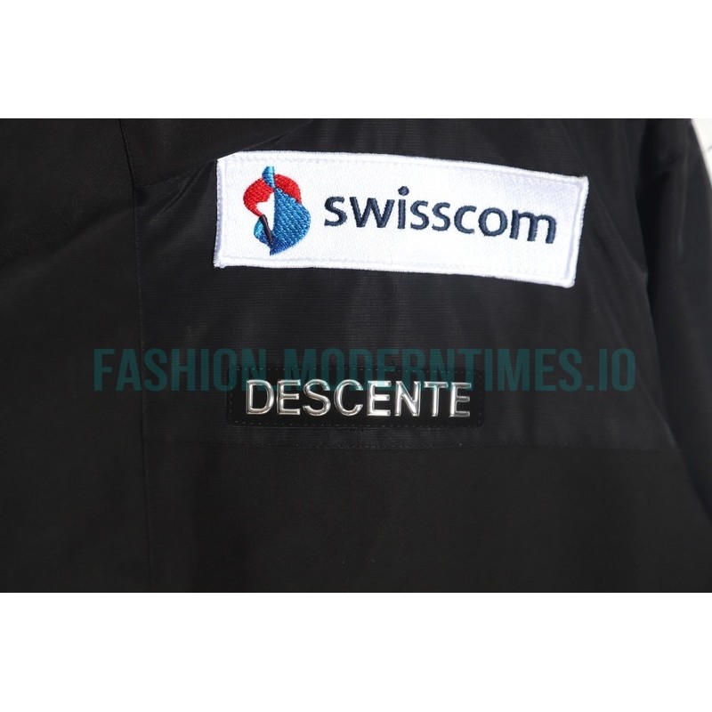 Descente - Embroidered Multi-label Co-brand Hardshell Jacket