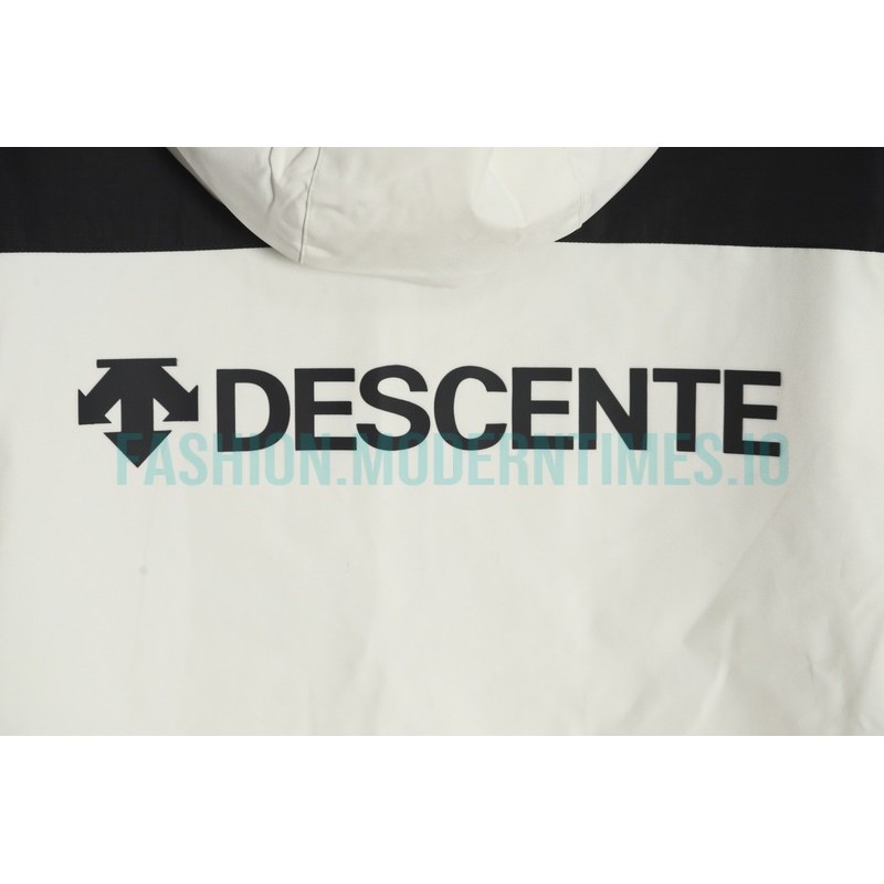 Descente - Embroidered Multi-label Co-brand Hardshell Jacket