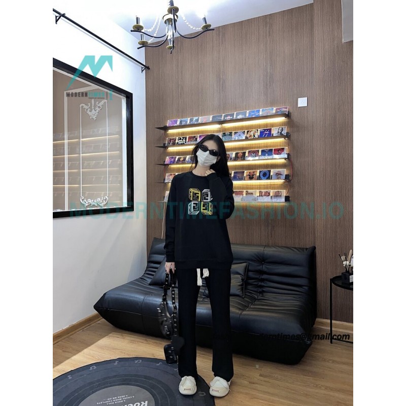 Fendi - Double F Embroidered Logo Round Neck Hoodie