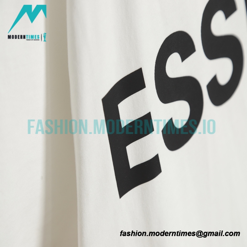 Fear Of God - Short Sleeve T-shirt With Reflective Letter Print On The Back