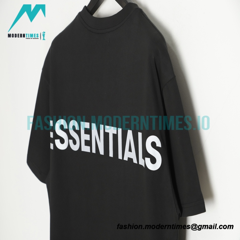 Fear Of God - Short Sleeve T-shirt With Reflective Letter Print On The Back