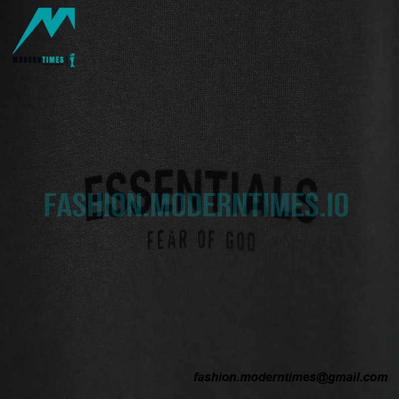 Fear Of God - Double-row Flocked Letter Short-sleeved T-shirt