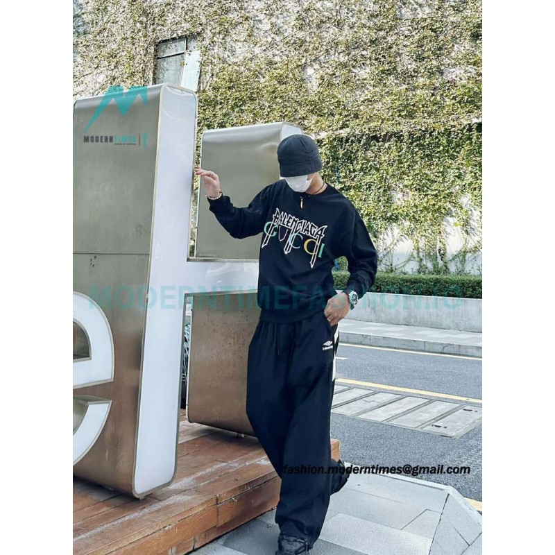 Balenciaga - Gucci Co-brand Embroidered Logo Crew Neck Hoodie