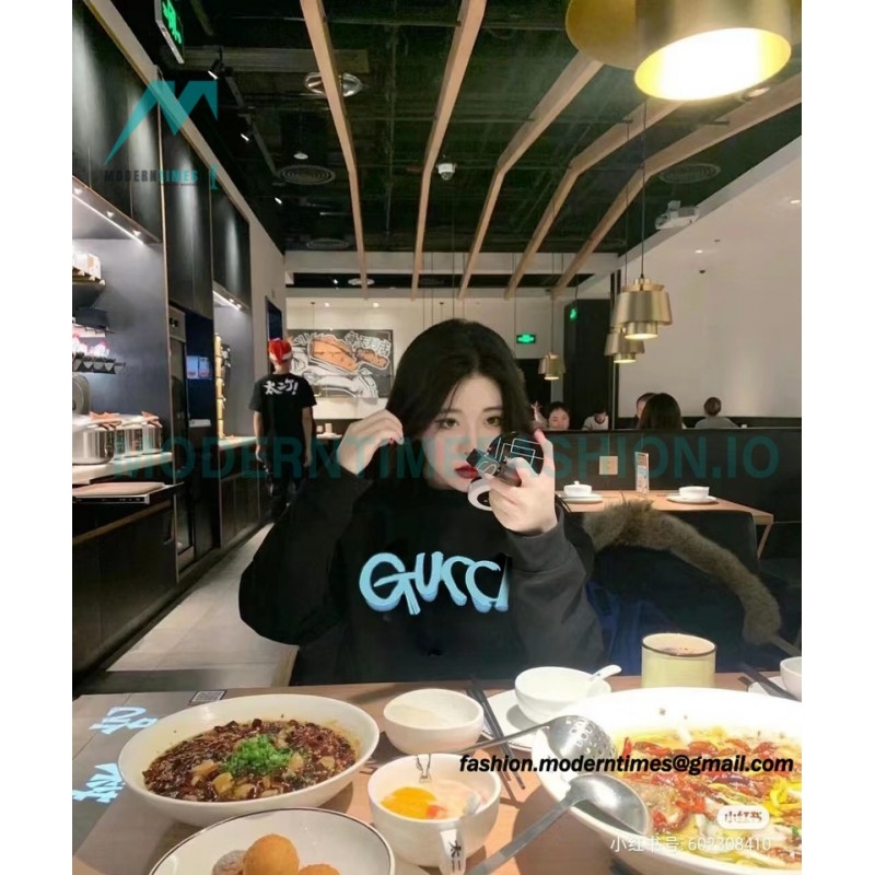 Gucci - Foam Letter Print Crew Neck Hoodie