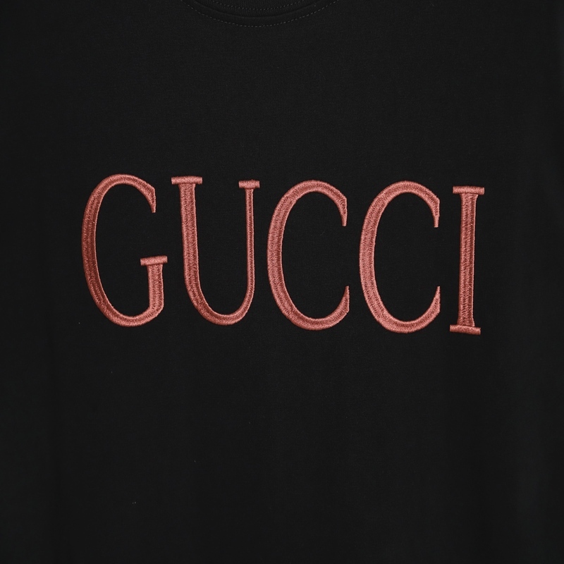 Gucci - 23SS Monogram Embroidered Short-sleeved T-shirt
