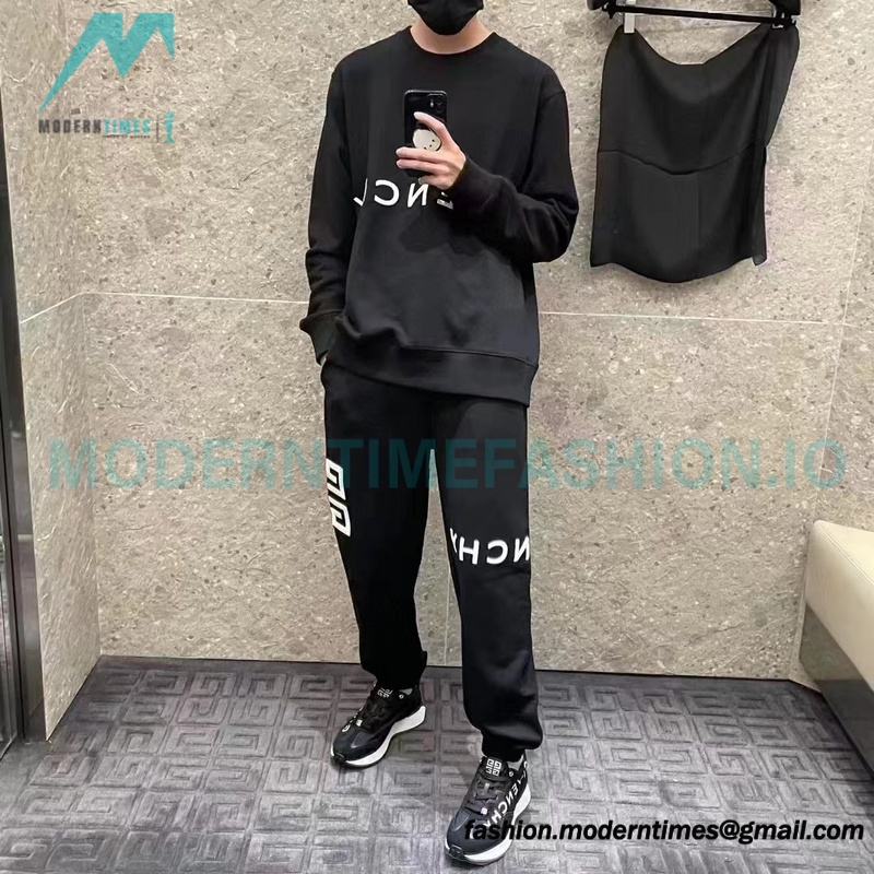 Givenchy - 22SS Four-palace Three-dimensional Embroidered Round Neck Hoodie