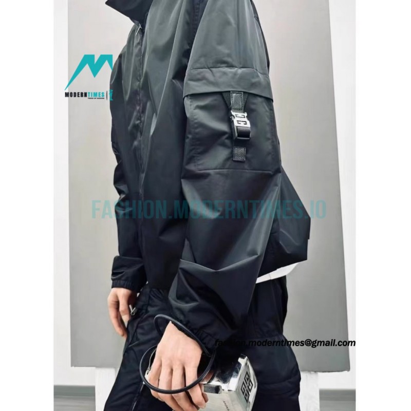 Givenchy - 23SS Lockup Cargo Jacket
