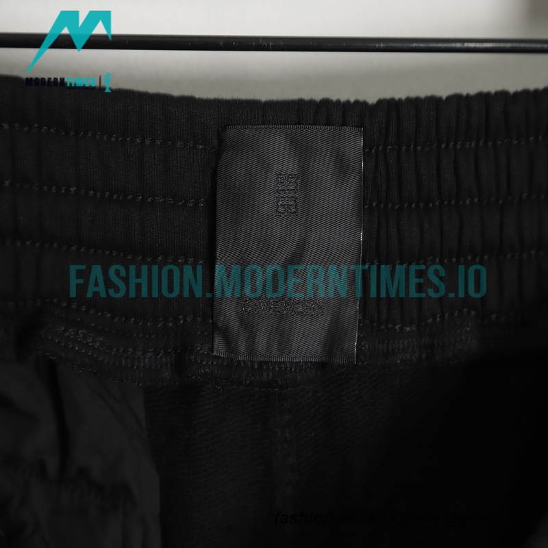 Givenchy - 22SS Curved Applique Embroidered Shorts