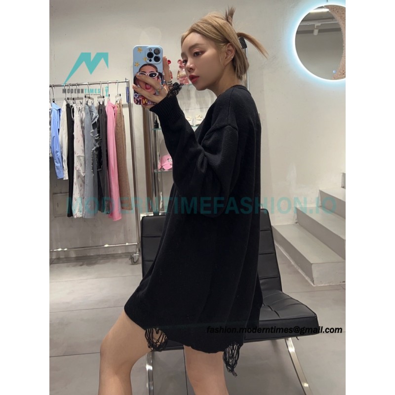 Givenchy - 23FW Four-star Letter Jacquard Crewneck Sweater