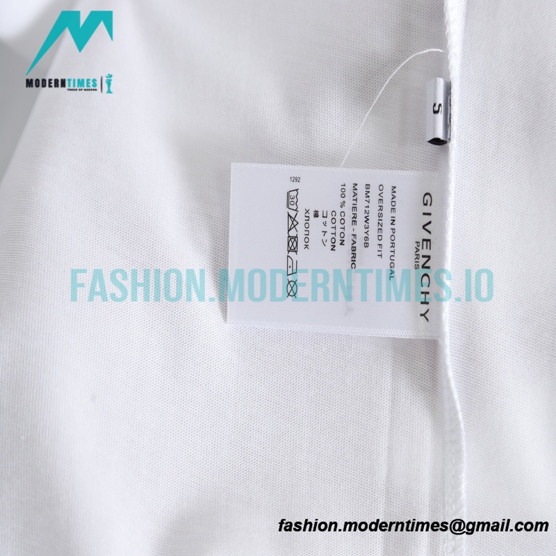 Givenchy - 23ss Pocket Logo Embroidery Short Sleeve T-shirt