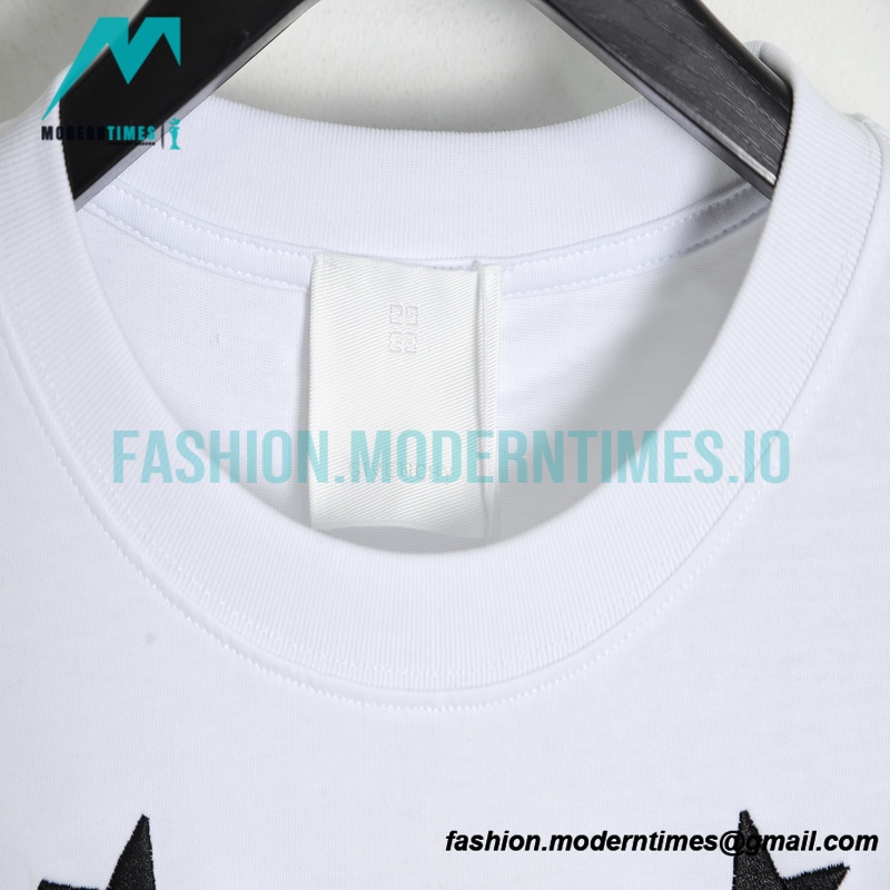 Givenchy - 23ss Embroidered Necklace Short Sleeve