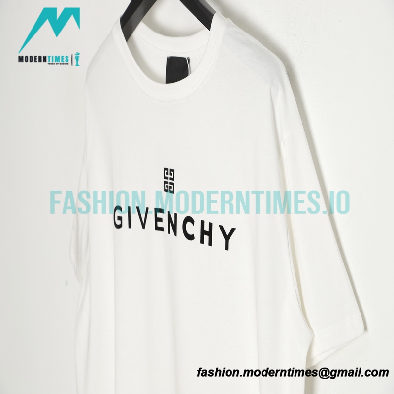 Givenchy - 23SS Chest Flocked Logo Short Sleeve T-shirt