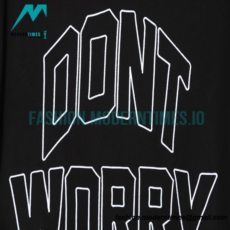 Givenchy - 23SS Hollowed Letter Embroidery Short Sleeve T-shirt