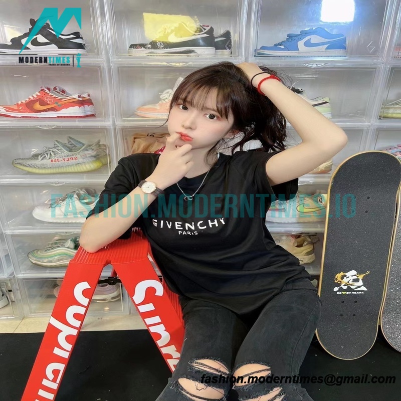 Givenchy - 22SS Damaged Letter Print Short Sleeve T-shirt