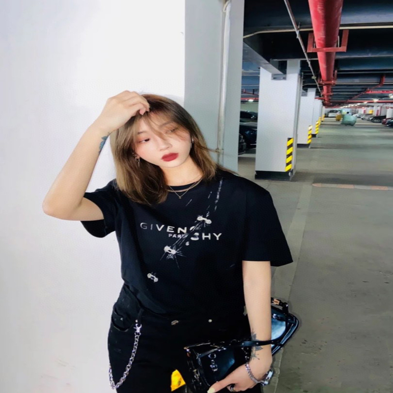Givenchy - 23SS Visal Print Short Sleeve T-shirt